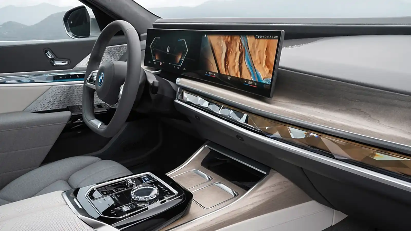 BMW i7.