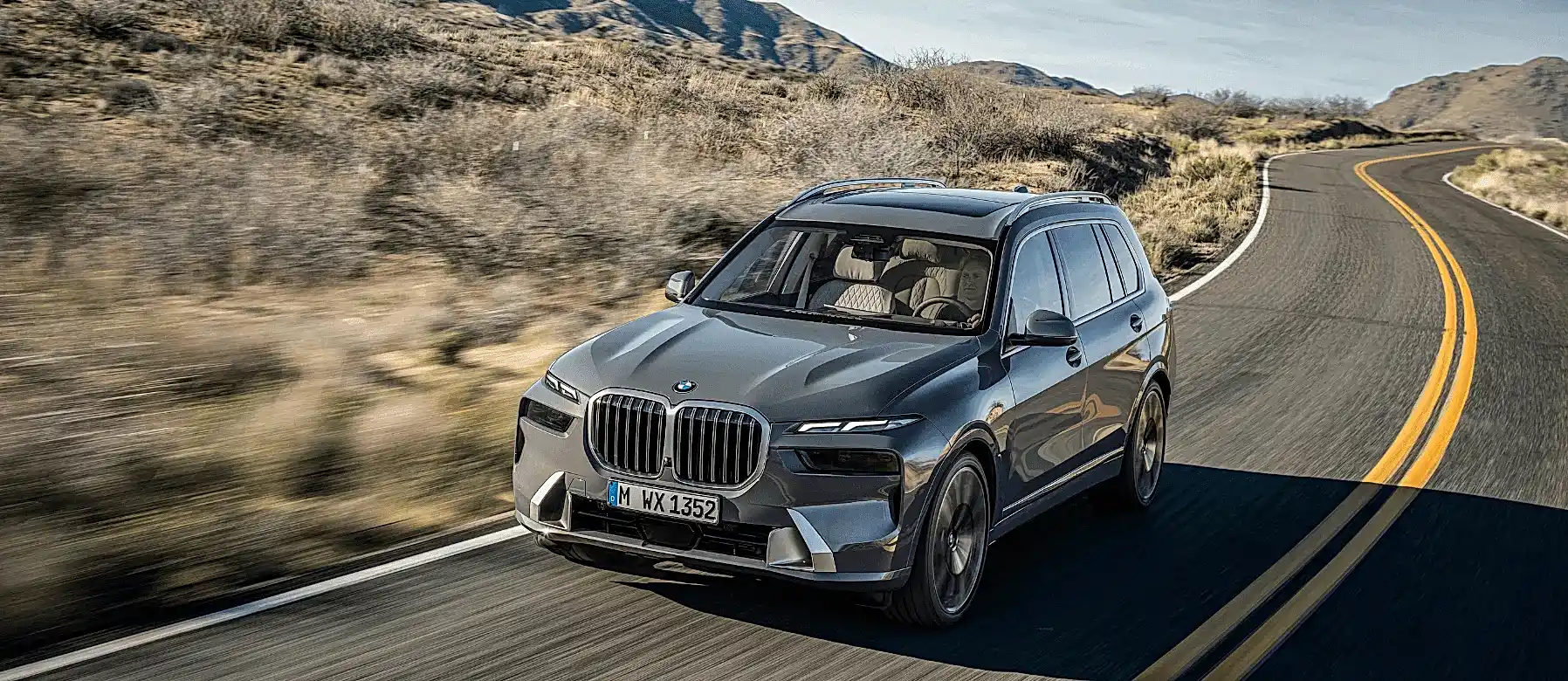 BMW X7.