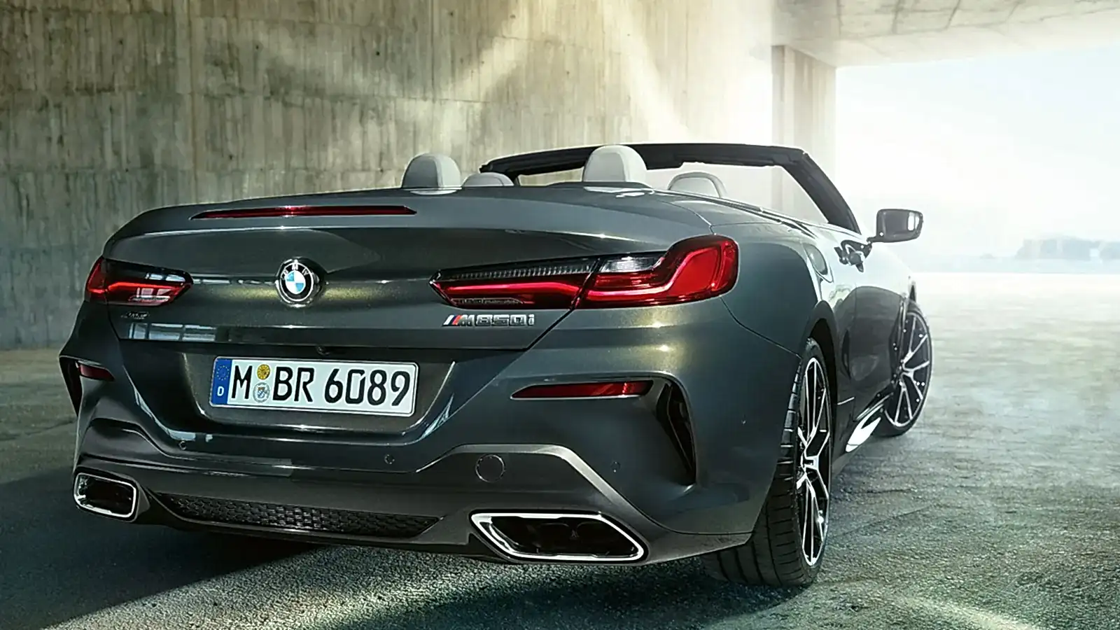 BMW 8 SERİSİ CABRIO.