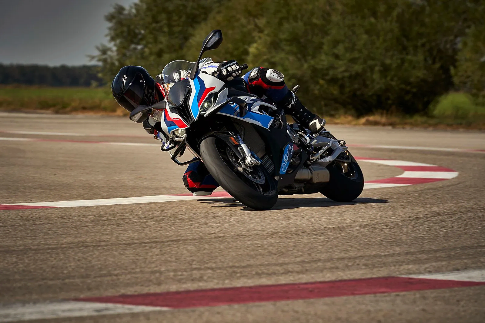 BMW M 1000 RR