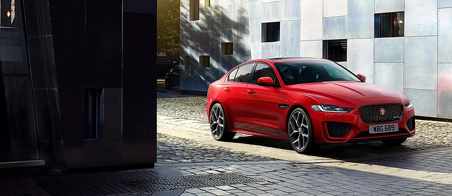 YENİ JAGUAR XE